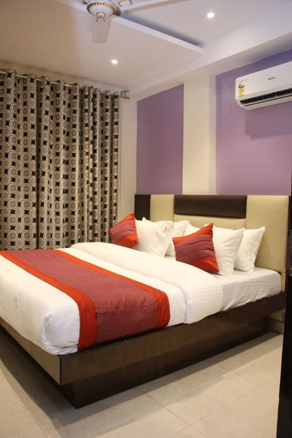 Hotel Snow White Inn New Delhi Exterior photo