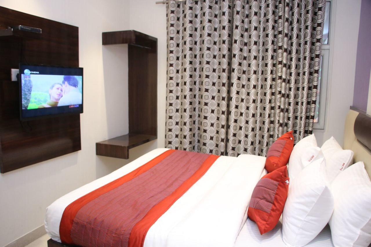 Hotel Snow White Inn New Delhi Exterior photo